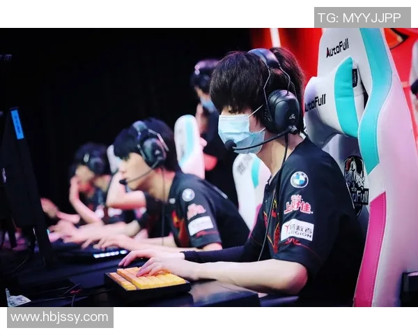 FPX战队在CSGO赛场上的转型之路与成败分析