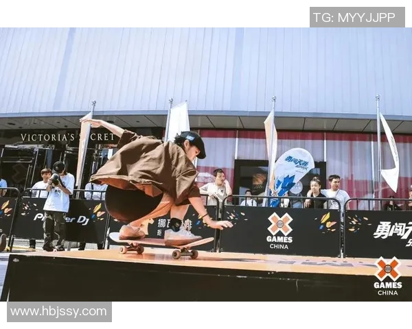 西安滑板队的蜕变与成长极限运动嘉年华的精彩瞬间回顾 西安滑板队的蜕变与成长极限运动嘉年华的精彩瞬间回顾